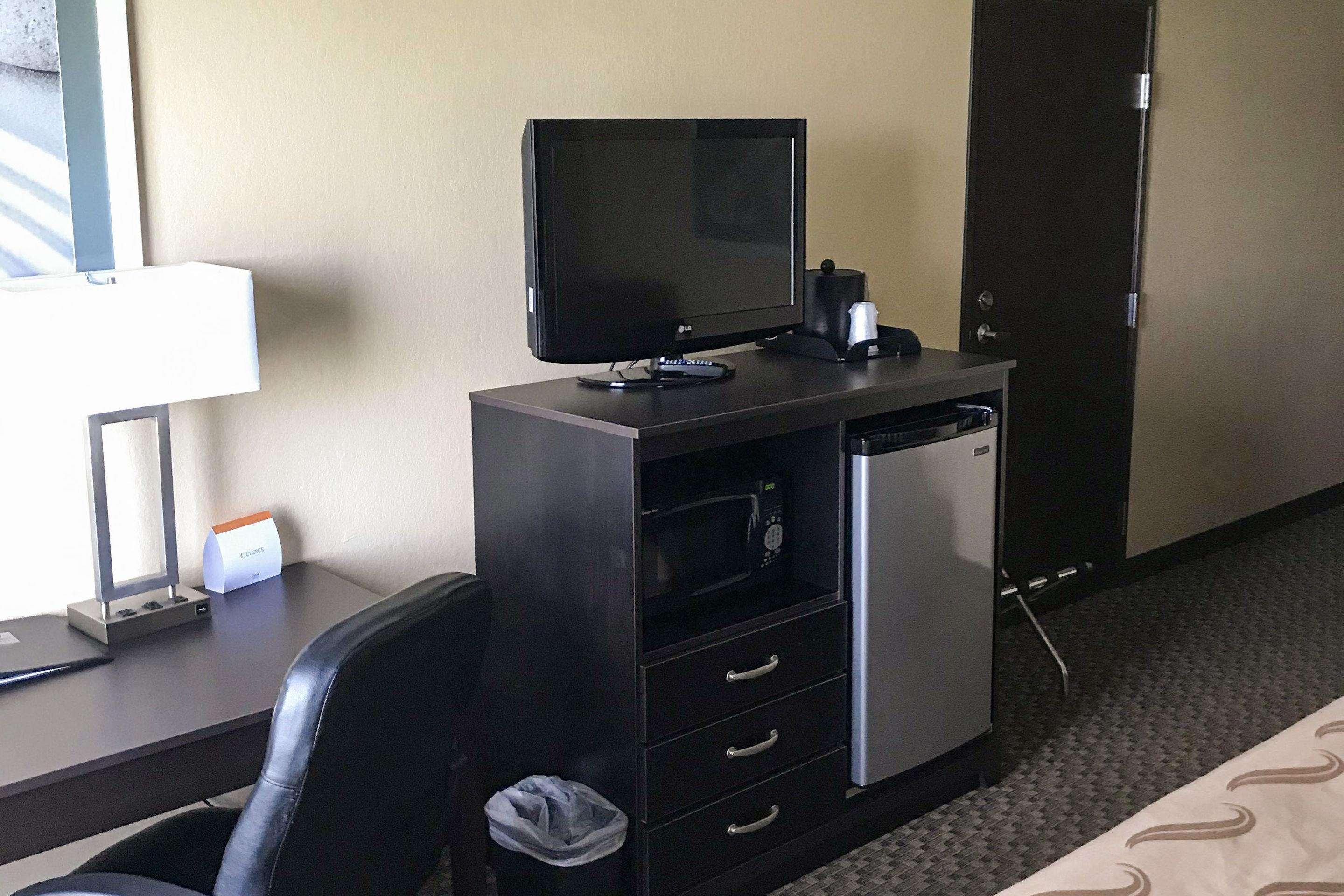 Quality Inn & Suites Mendota Near I-39 Экстерьер фото