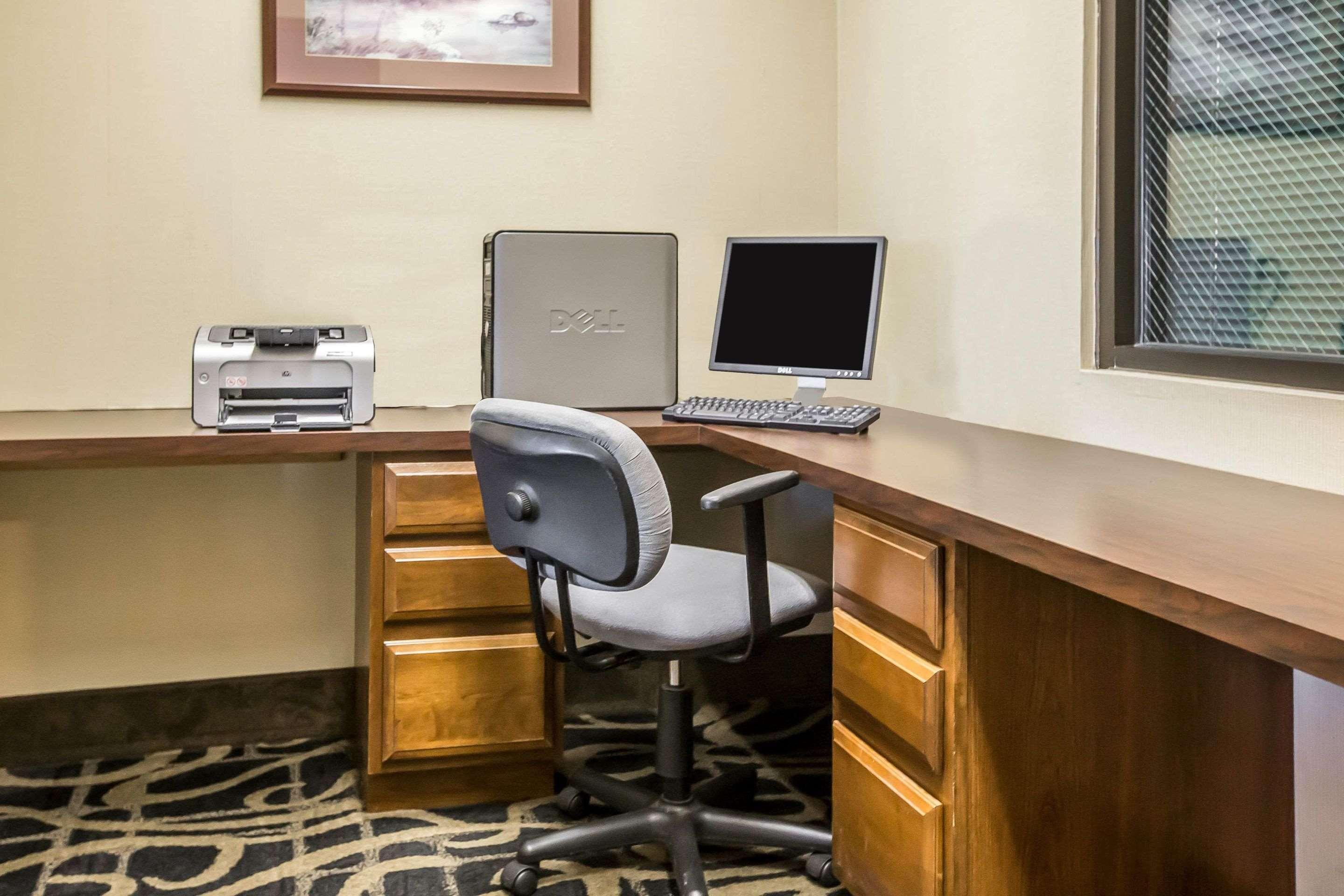 Quality Inn & Suites Mendota Near I-39 Экстерьер фото