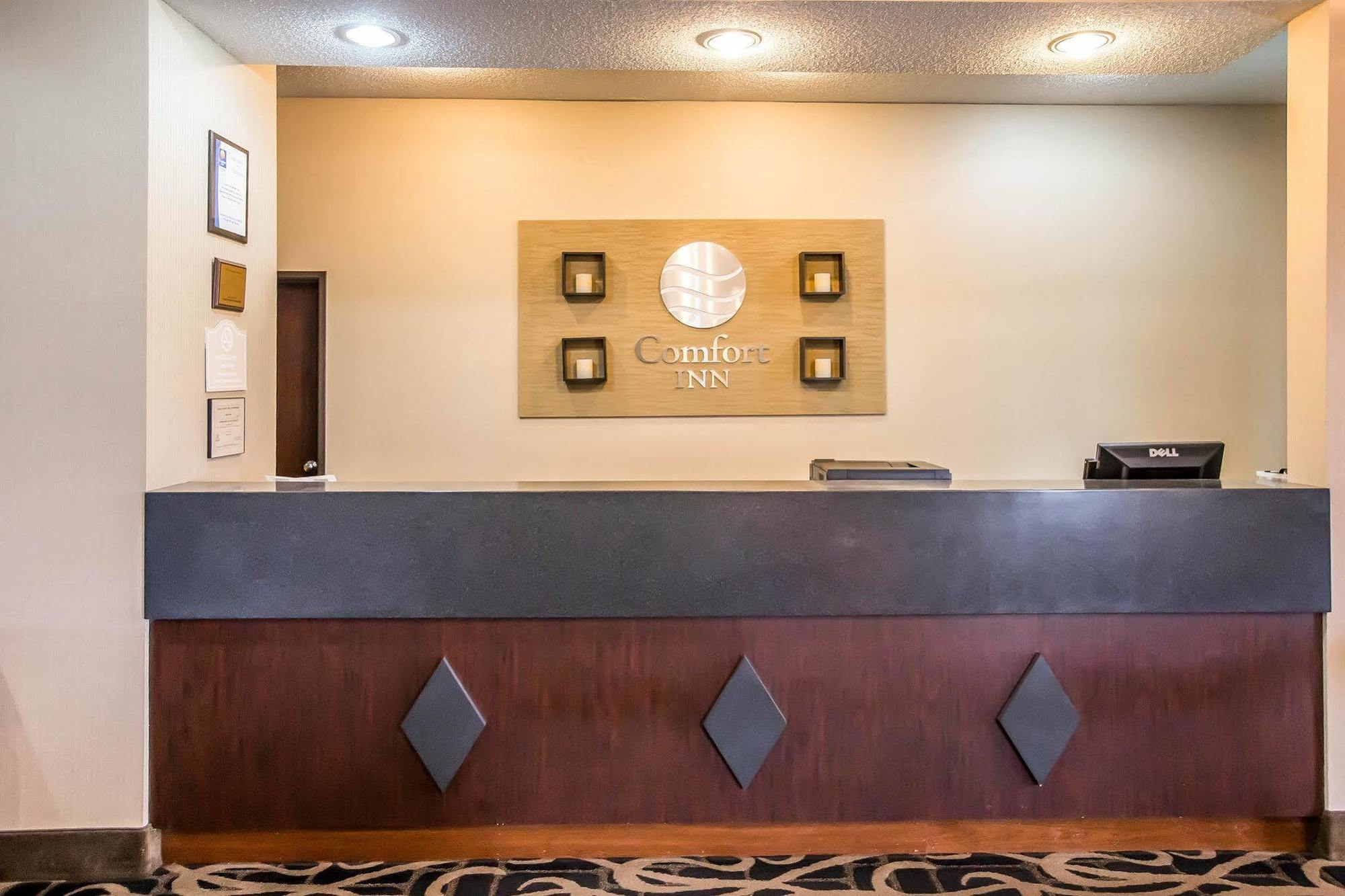 Quality Inn & Suites Mendota Near I-39 Экстерьер фото